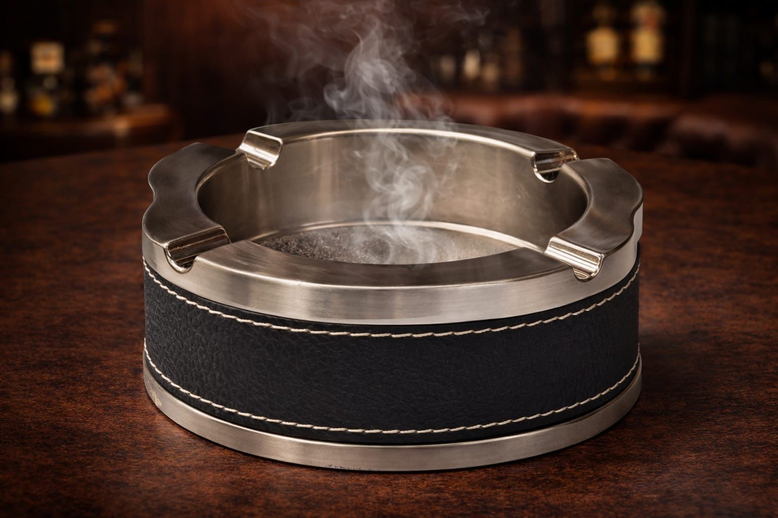 Round leather and stainless steel 4-slot ashtray large